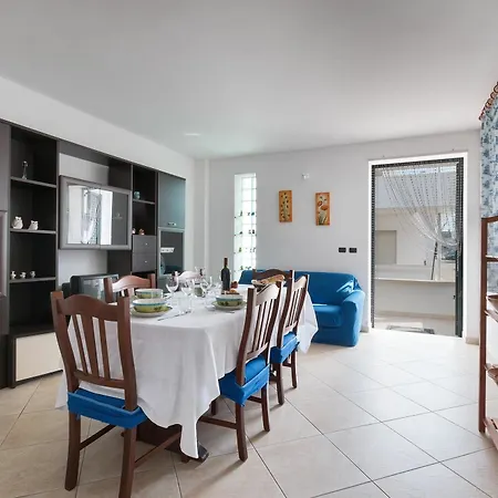Oltremare Holiday home Marina di Mancaversa
